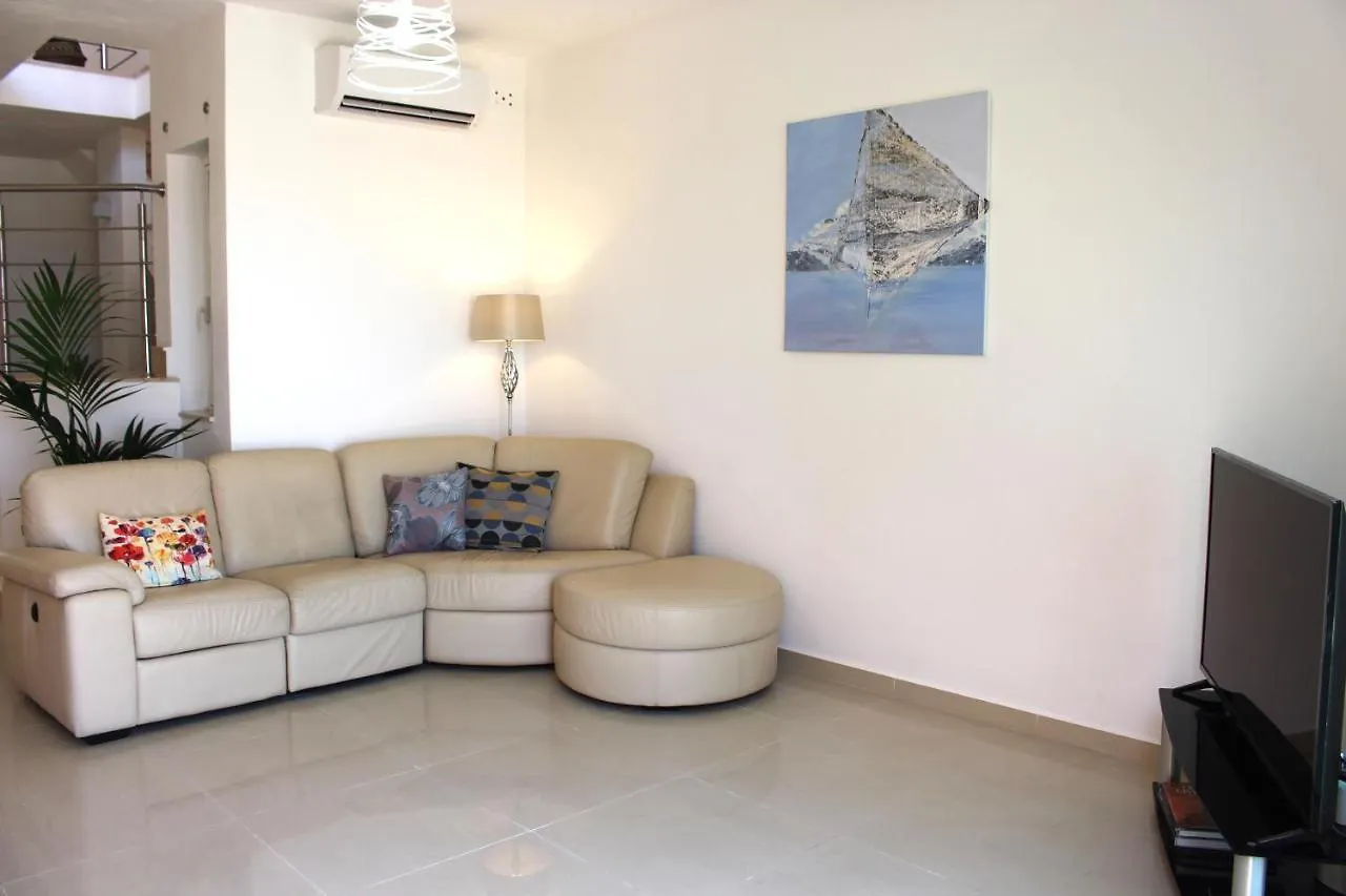 Beautiful 2 Floor Penthouse With Fabulous Views Apartment Is-Swieqi
